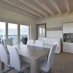 In Con Sauna, Piscina E Campo Da Sport Apartamento