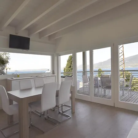 In Con Sauna, Piscina E Campo Da Sport Apartamento
