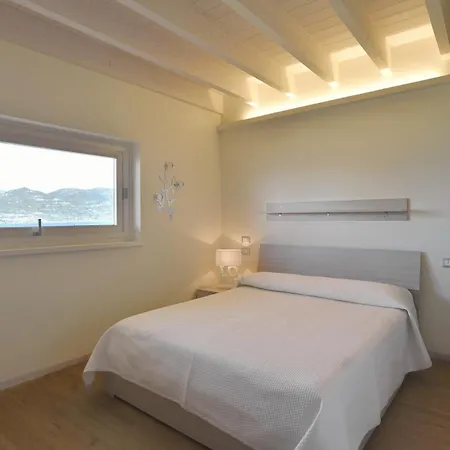 Appartement In Con Sauna, Piscina E Campo Da Sport
